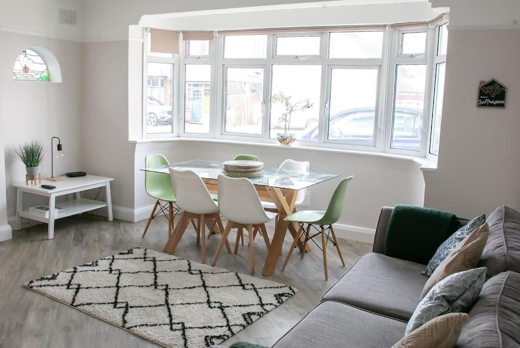Апартаменты Coastal Haven In Leigh-On-Sea Саутенд-он-Си Экстерьер фото