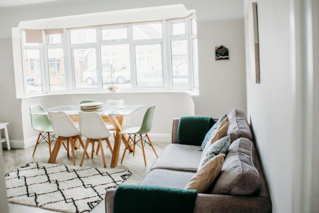 Апартаменты Coastal Haven In Leigh-On-Sea Саутенд-он-Си Экстерьер фото